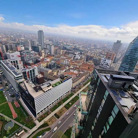 Skyline Solaria Milano Hotel Exterior photo